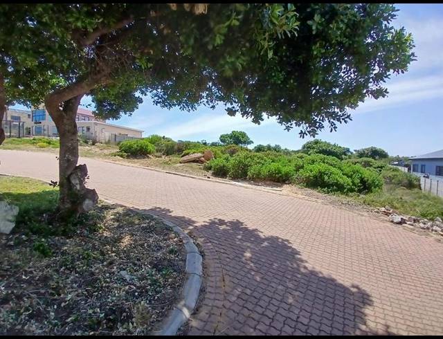 LAND FOR SALE IN STILBAAI-WES